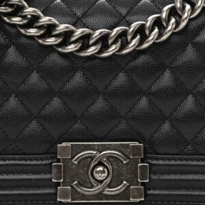 Caviar Quilted Small Boy Flap Black-silver buckle